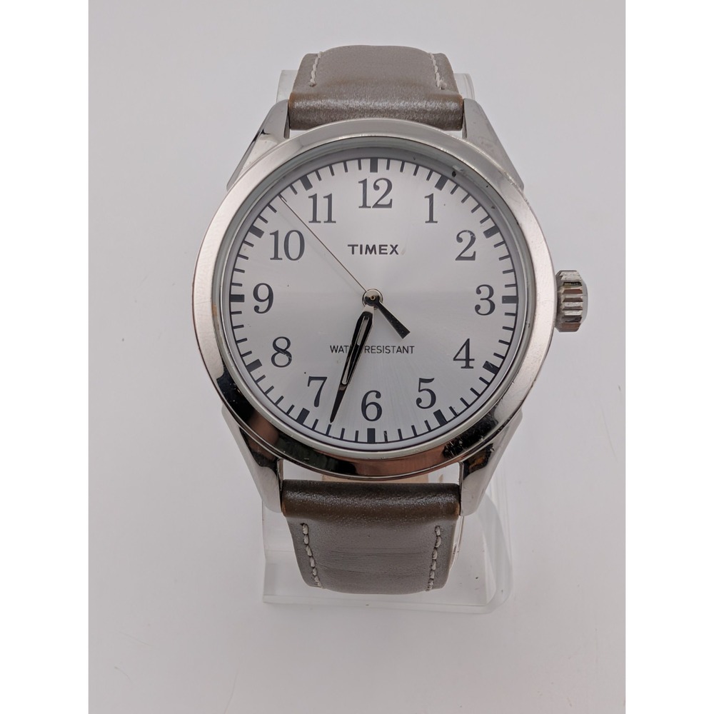 Timex Briarwood Women's Watch 40mm Case Silver Leather Band- New Battery